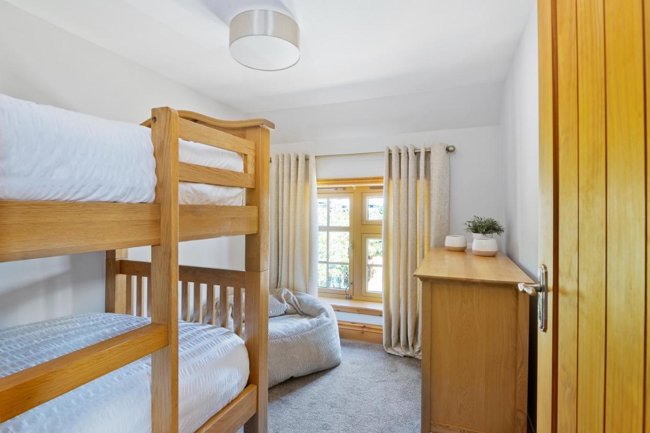Вилла The Roost Group - The Coach House - Hot Tub Грейвсенд Экстерьер фото